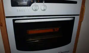 Gdzie jest bezpiecznik w piekarniku Mastercook? Sprawdź, jak go znaleźć i wymienić