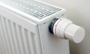 Jak samodzielnie naprawić grzejnik elektryczny – uniknij kosztownych błędów i awarii