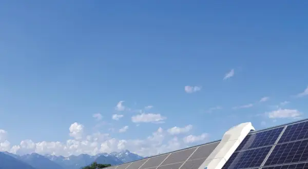 Dlaczego w Chorwacji nie ma fotowoltaiki? Przyczyny i przyszłość energii słonecznej